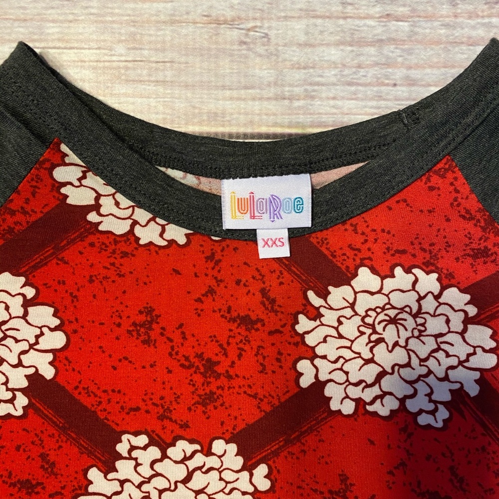 📌LuLaRoe • Randy • Top - Picture 3 of 5